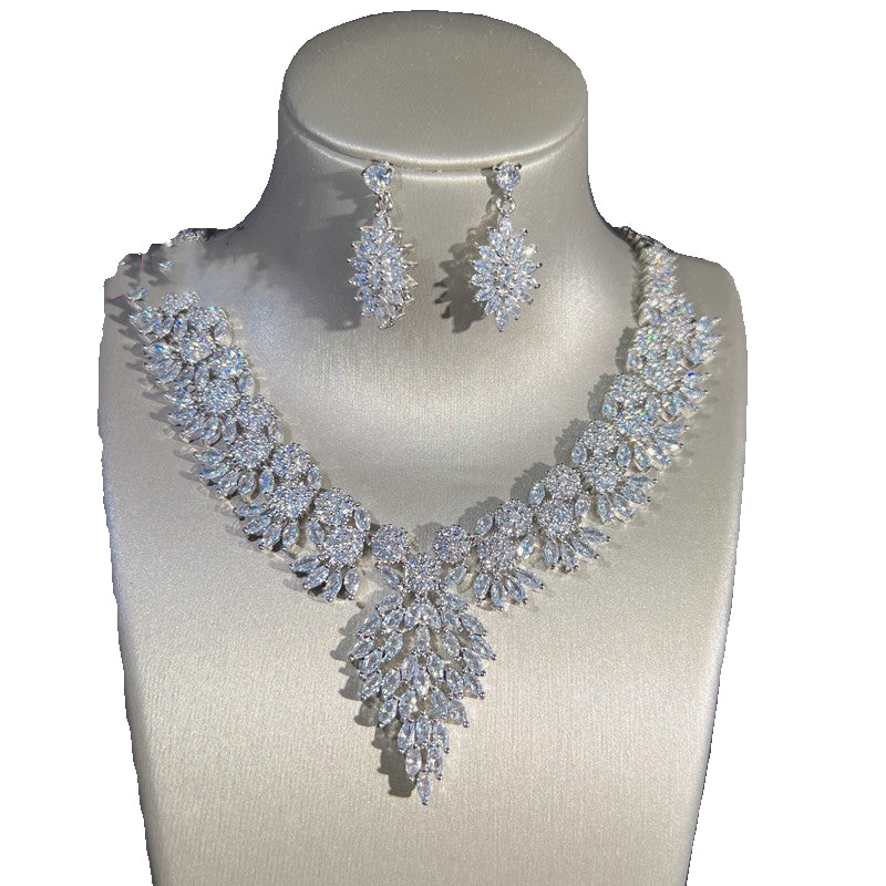 Zircon 4-Piece Jewellery Set — Necklace, Earrings, Bracelet & Ring