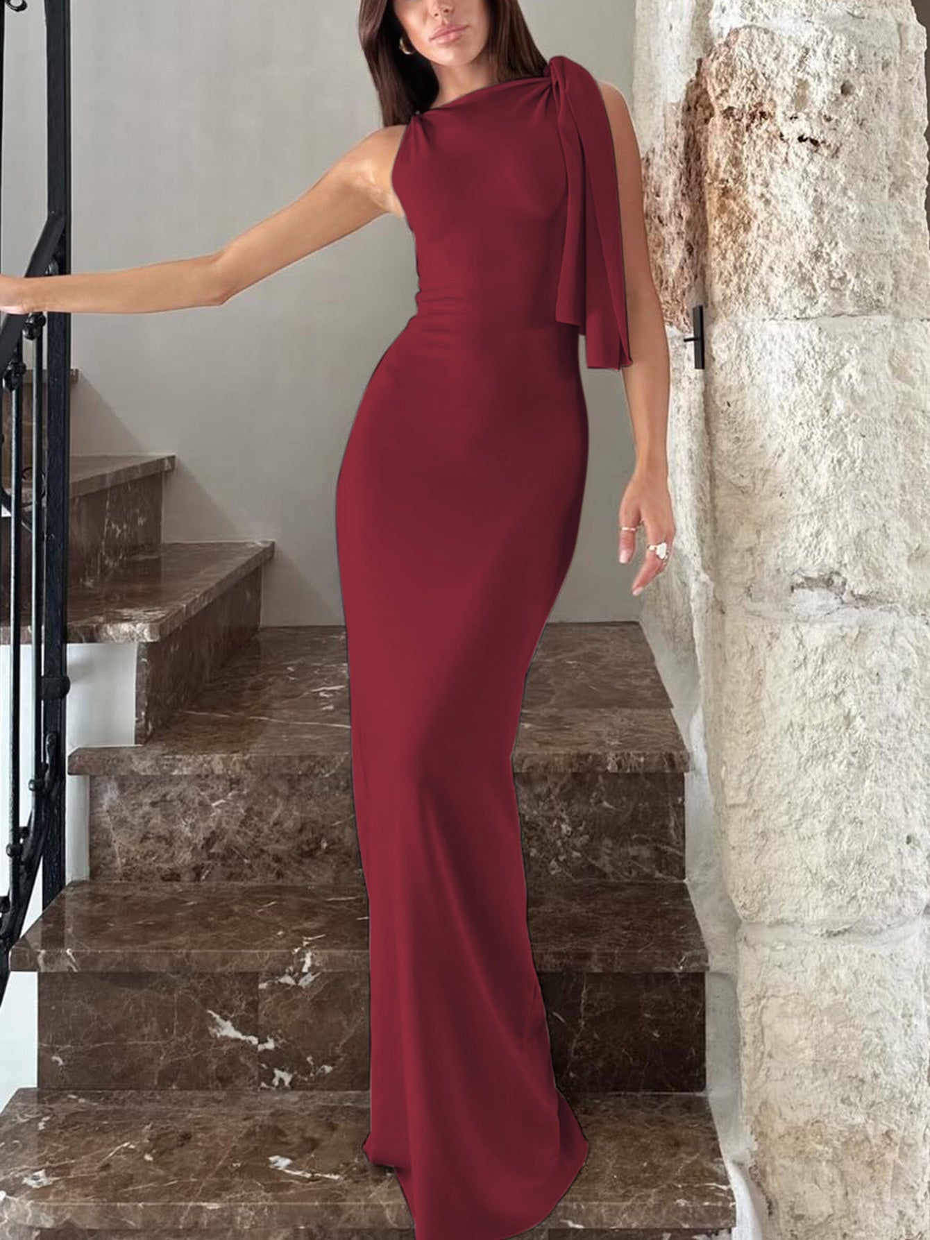 Slim Fit One-Shoulder Ribbon Dress